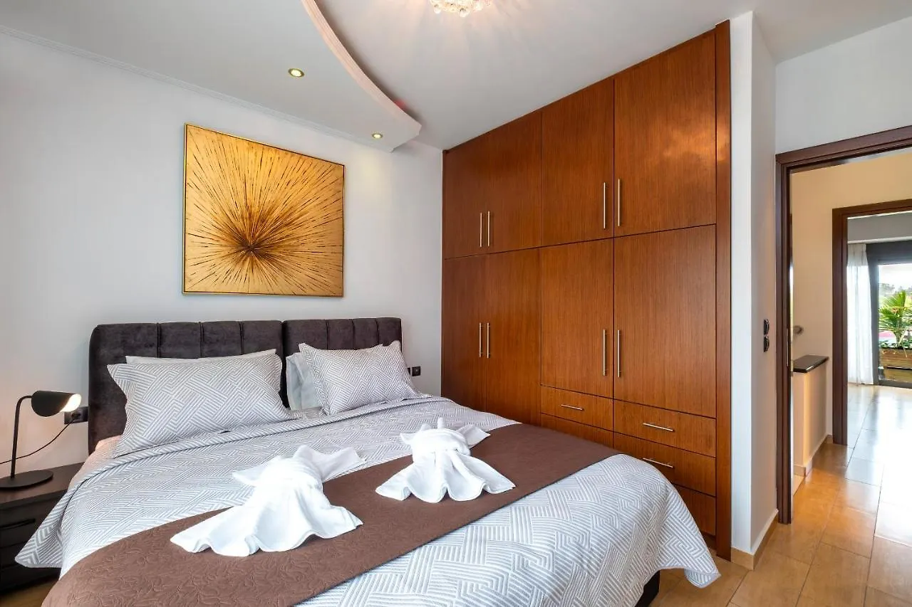 Delight Luxury Residences - Souda