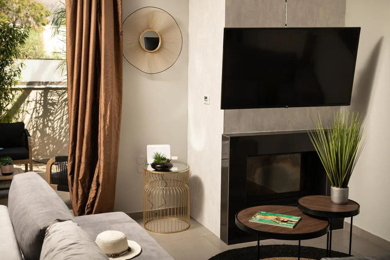 Delight Luxury Residences - Souda